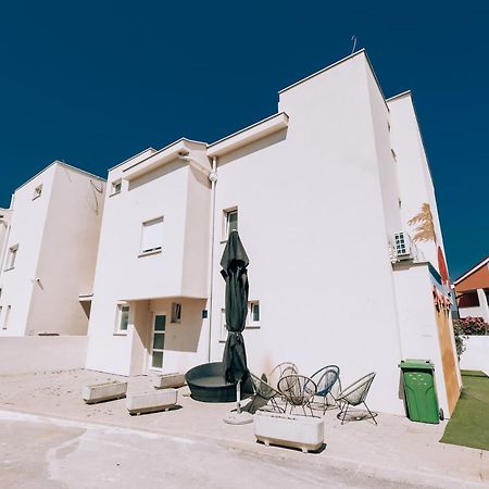 Villa Jasmina ノヴァリャ エクステリア 写真