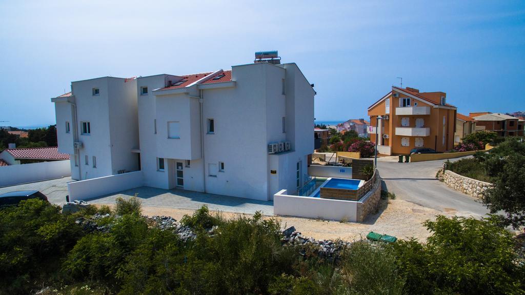 Villa Jasmina ノヴァリャ エクステリア 写真